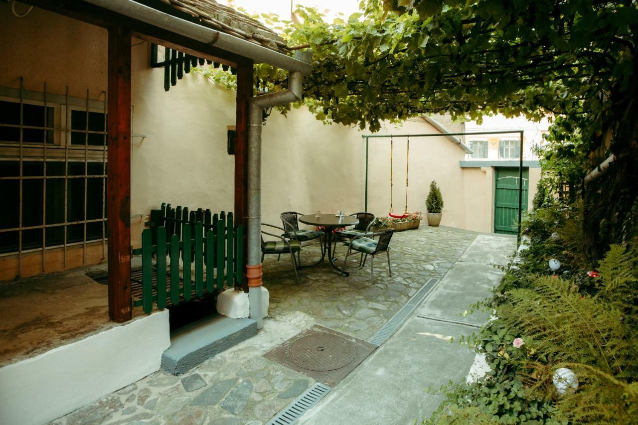 Green House Podul Minciunilor Sibiu Exterior photo